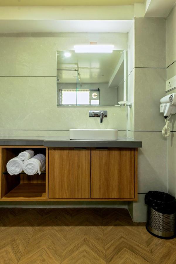 Gold Beach Villa Daman Dış mekan fotoğraf