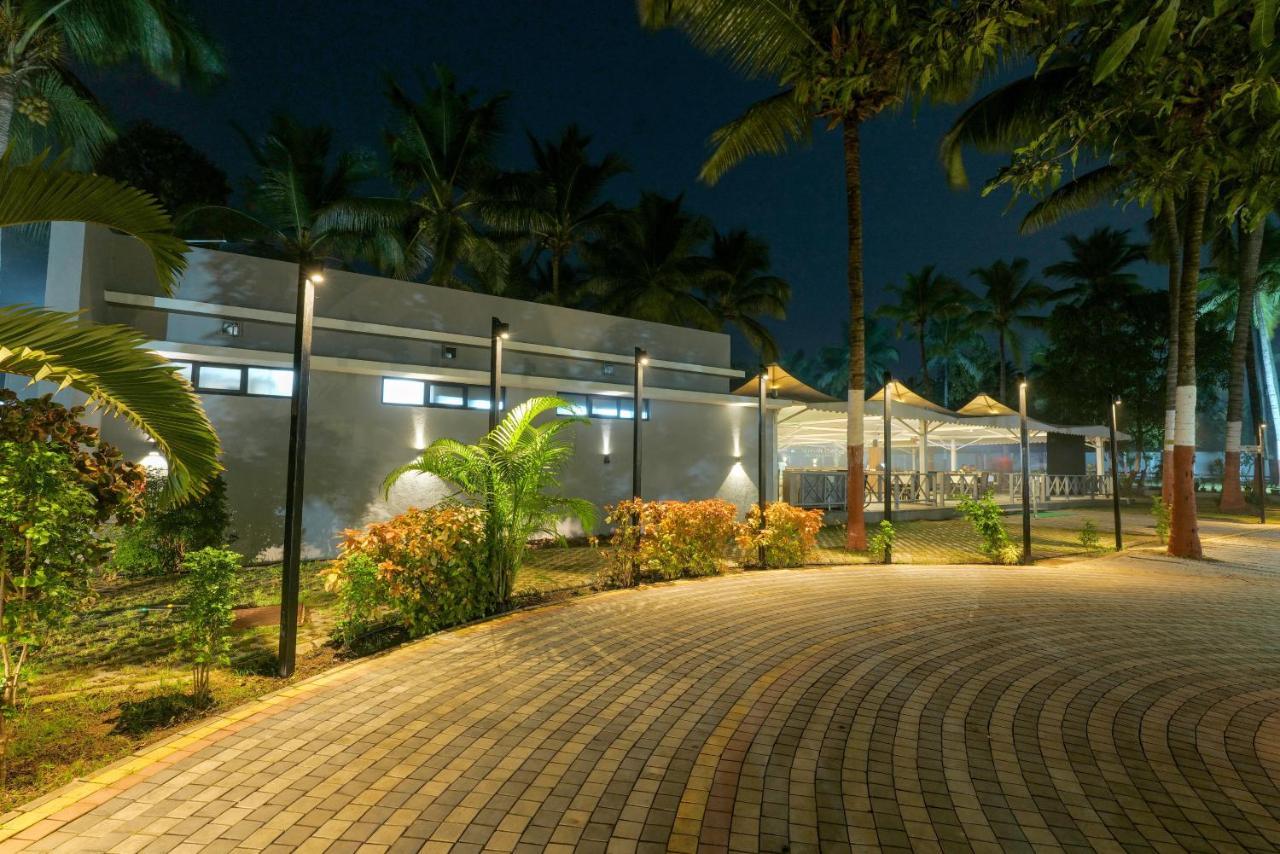 Gold Beach Villa Daman Dış mekan fotoğraf