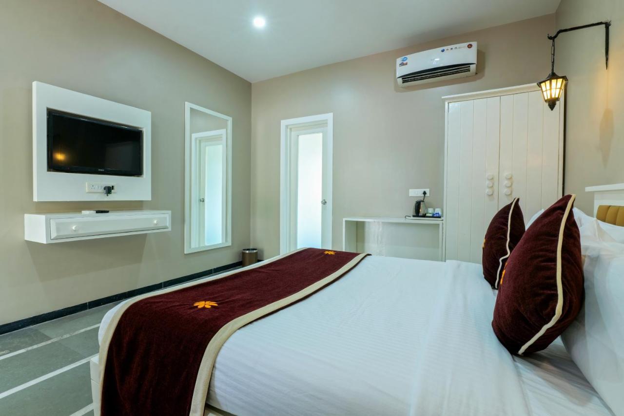 Gold Beach Villa Daman Dış mekan fotoğraf